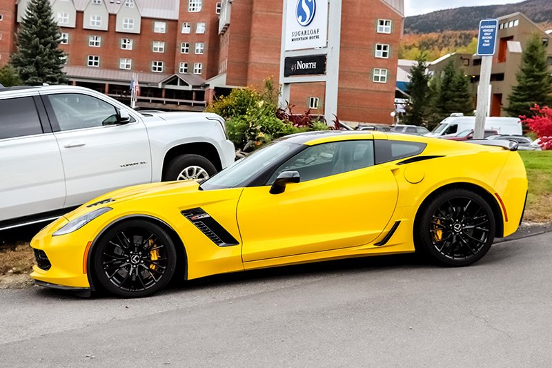 2018-corvette-z06.jpg