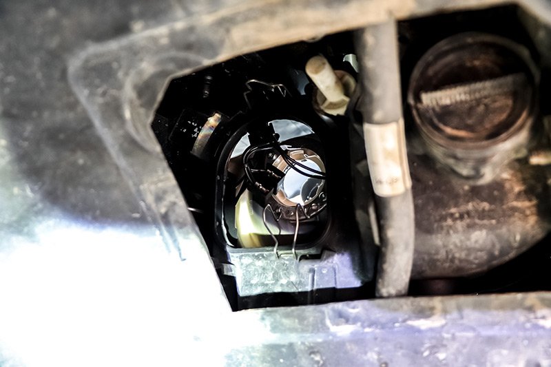 headlight-housing.jpg headlight-housing.jpg