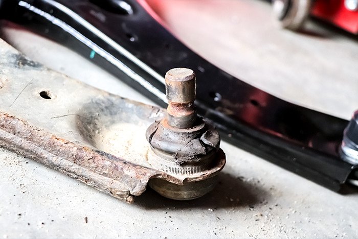 worn-out-ball-joint.jpg worn-out-ball-joint.jpg