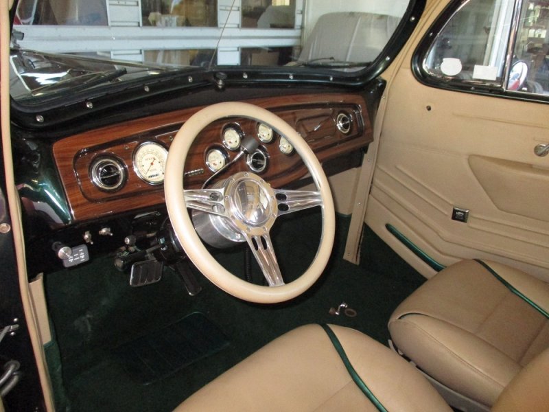 40 Packard Hearse 041.JPG