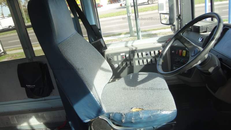 DSC00577 2008 Freightliner Thomas High Top C7 Caterpillar Allison Automatic Air Brakes Front W...jpg
