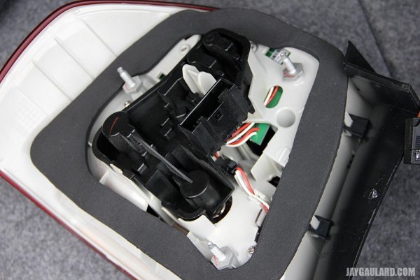 2009-bmw-328xi-rear-turn-signal-unit.jpg 2009-bmw-328xi-rear-turn-signal-unit.jpg